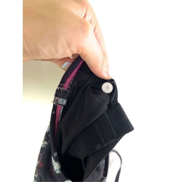 Lululemon Power‎ Y Tank *Luon Static Blossom Multi 4 - Picture 13 of 13